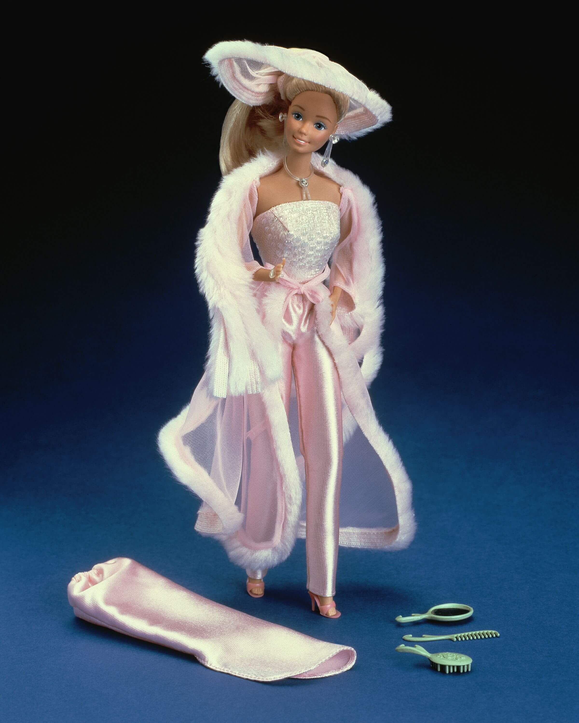 A picture of a Barbie doll in the 1982