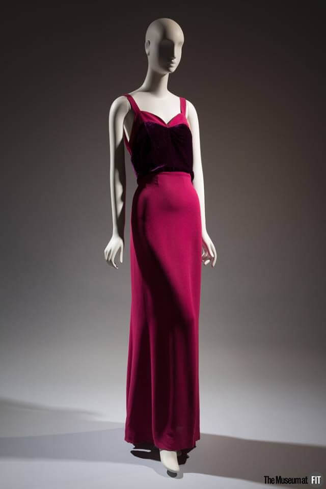 A picture of a pink Elsa Schiaparelli velvet gown from 1937