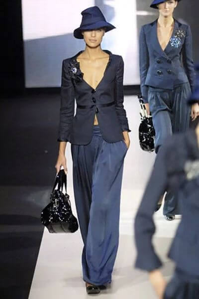 A picture of a model on the catwalk for the Armani 2007 catwalk show.