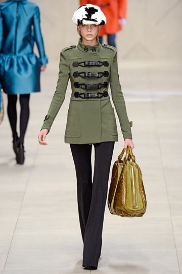 A picture of a model on the catwalk for the Burberry Prorsum Autumn Winter 2011 Catwalk show.