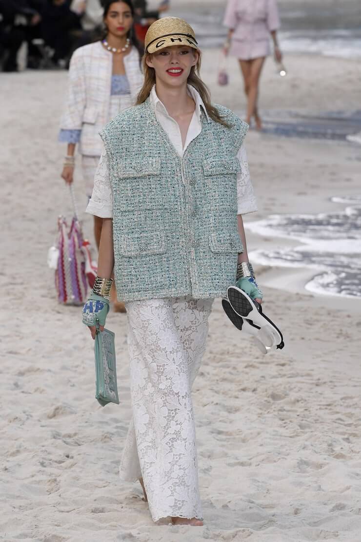 A picture of a model on the catwalk for Chanel SS 2019.
