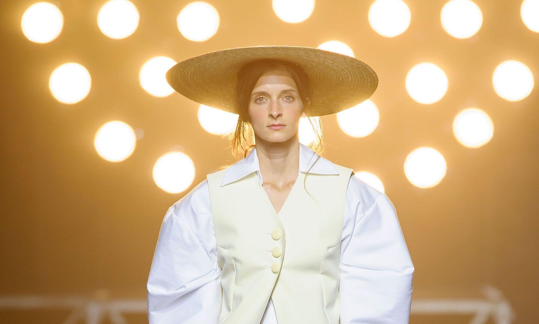Load video: A video of the Jacquemus Spring Summer 2017 show