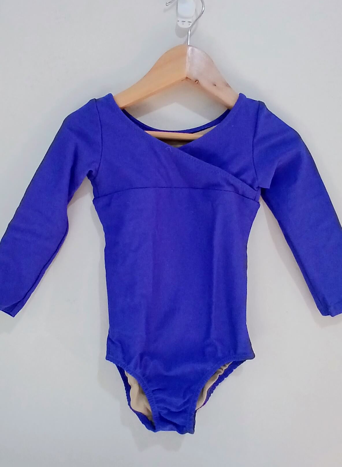 A picture of a leotard.