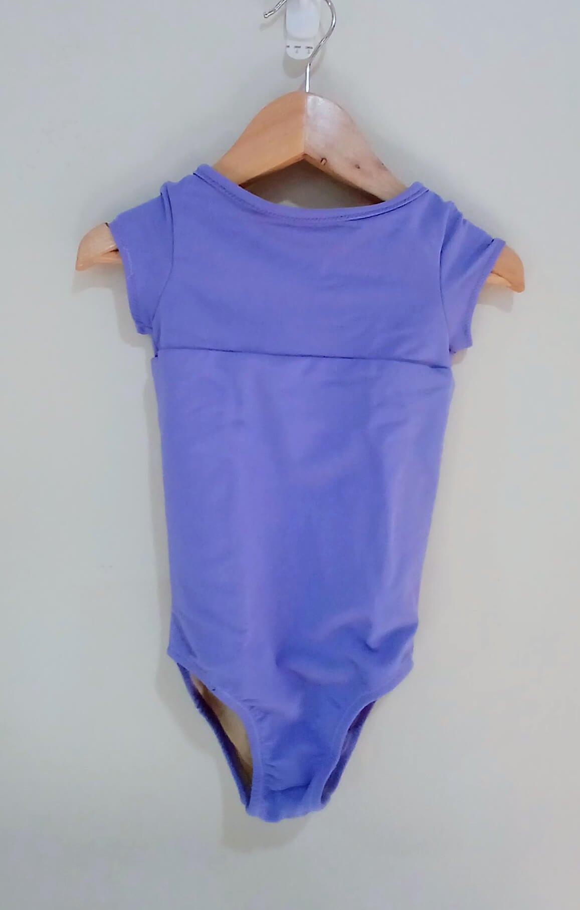 A picture of a leotard.