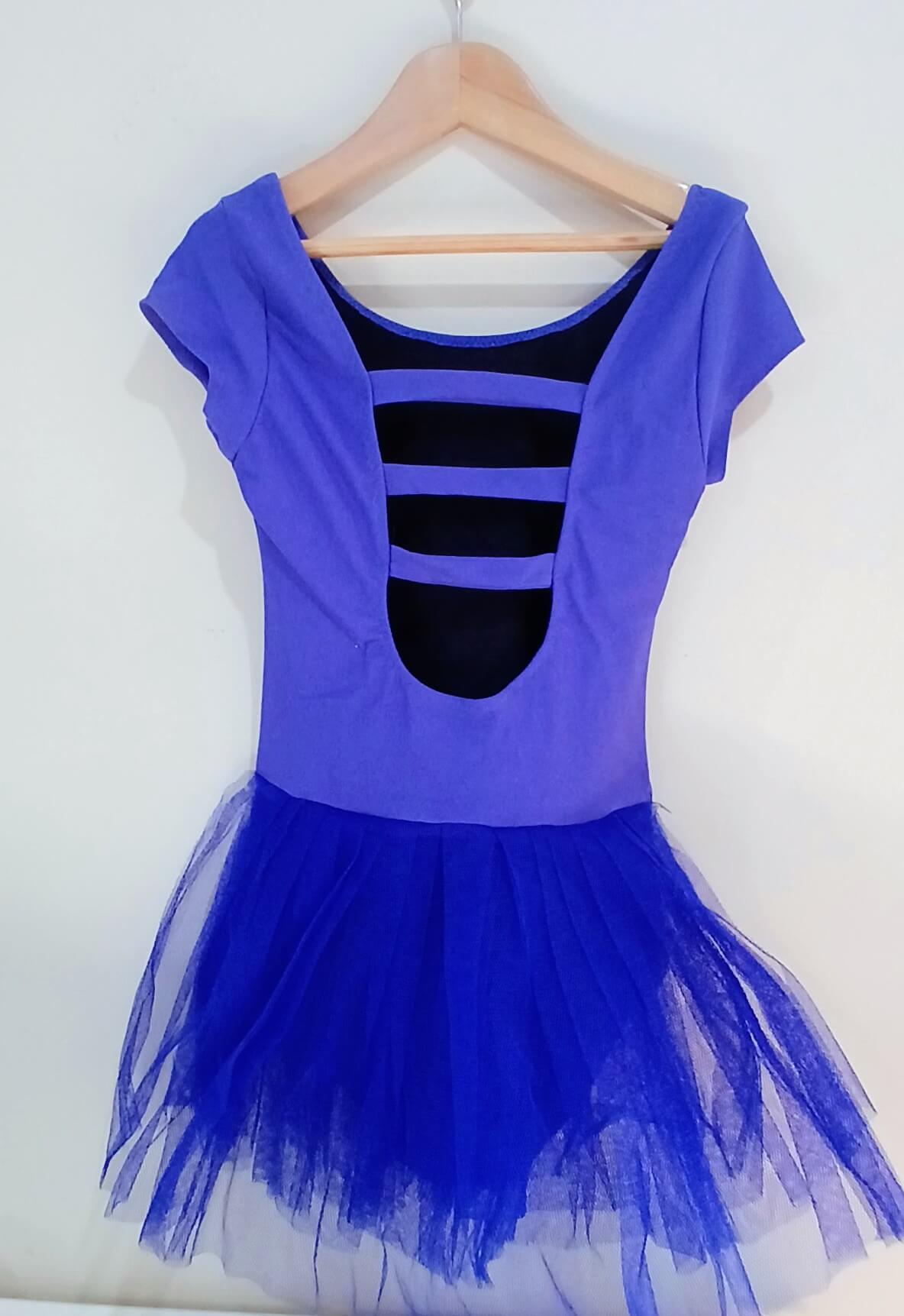 A picture of a leotard.