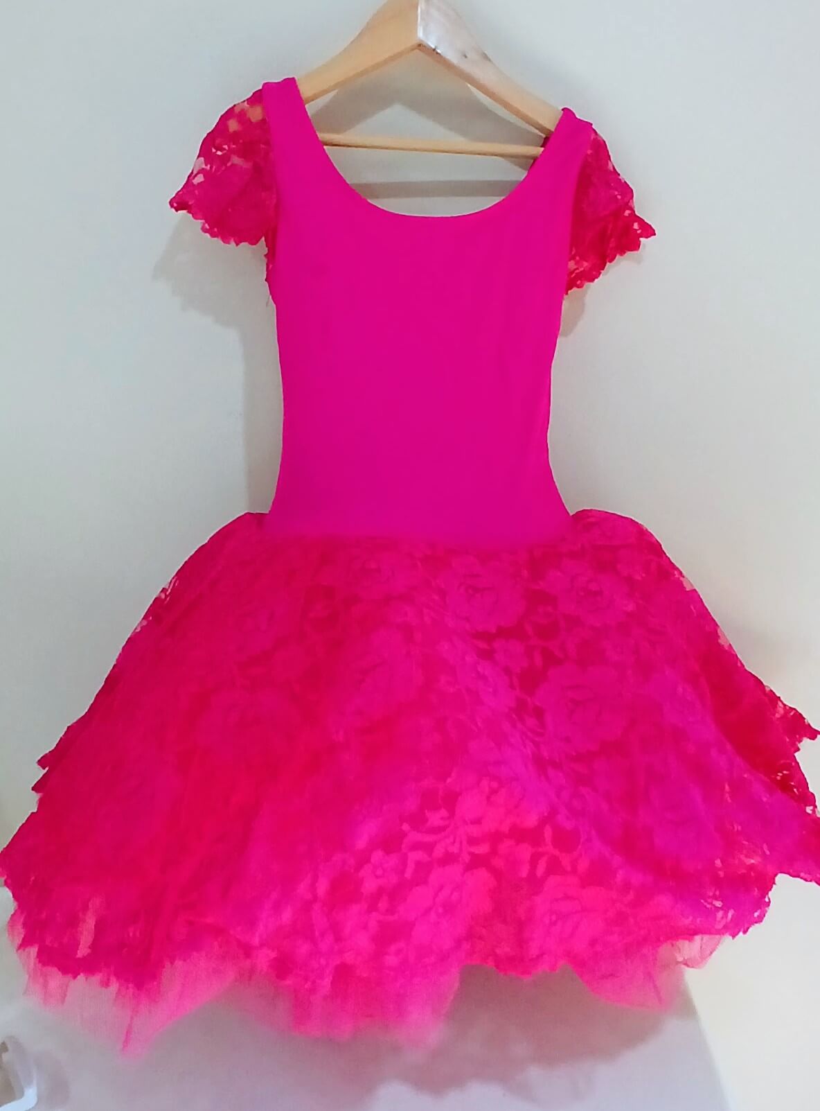 A picture of a leotard.