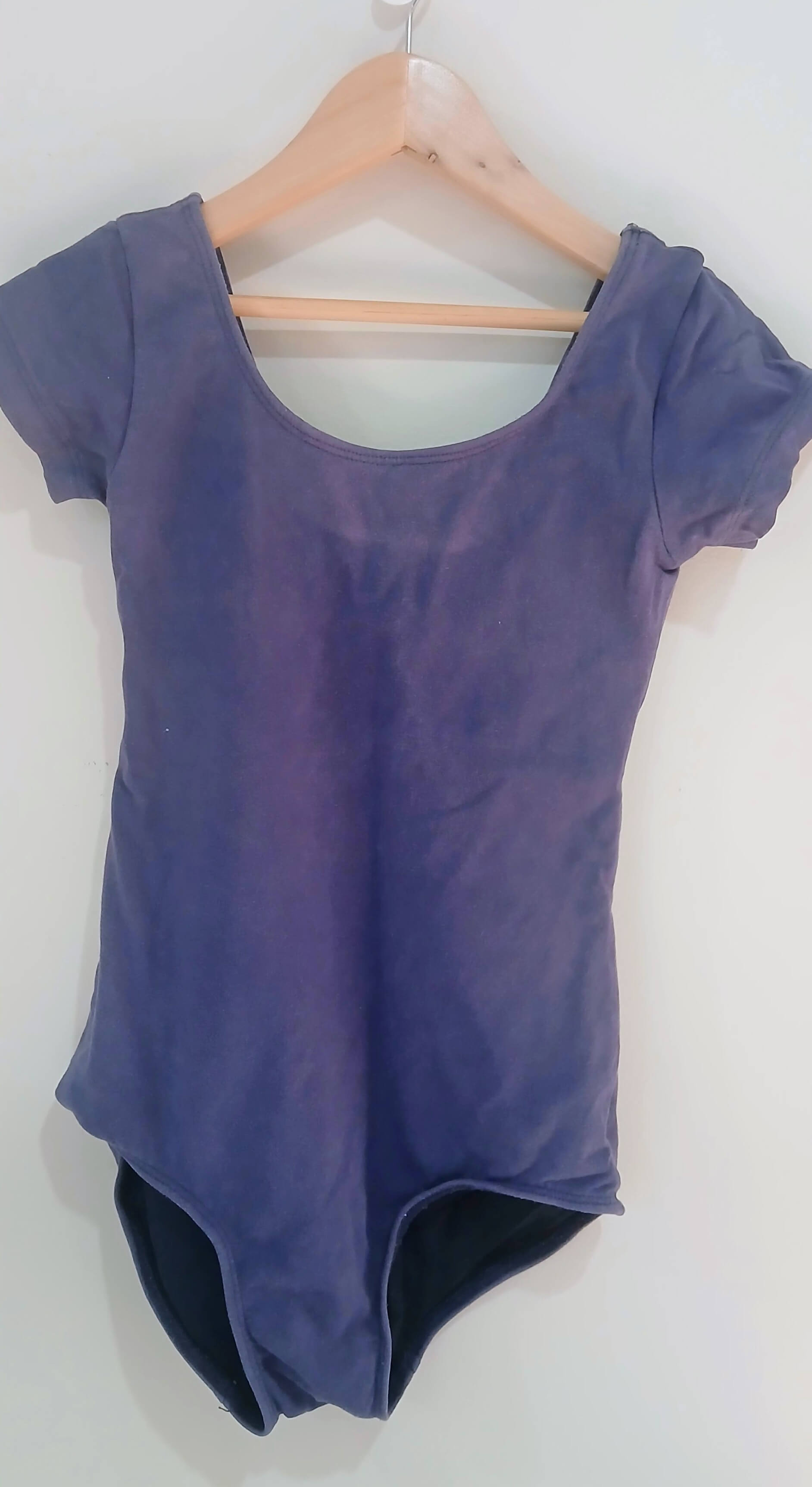 A picture of a leotard.