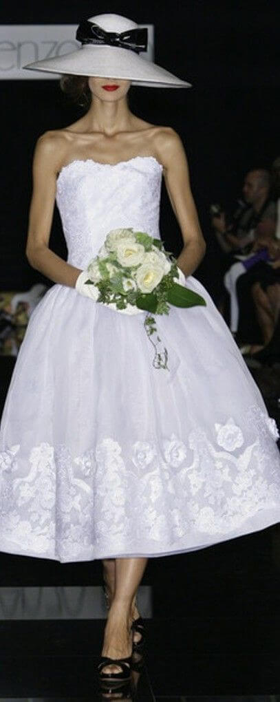 A picture of a model on the catwalk for the Lorenzo Riva Spring Summer Milan 2010 Catwalk show.