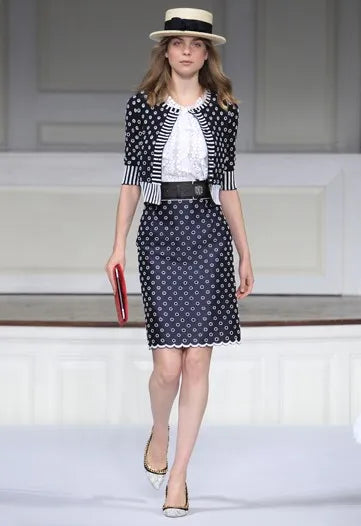 A picture of a model on the catwalk for the Oscar De  La Renta  Resort Wear 2011 Catwalk show.