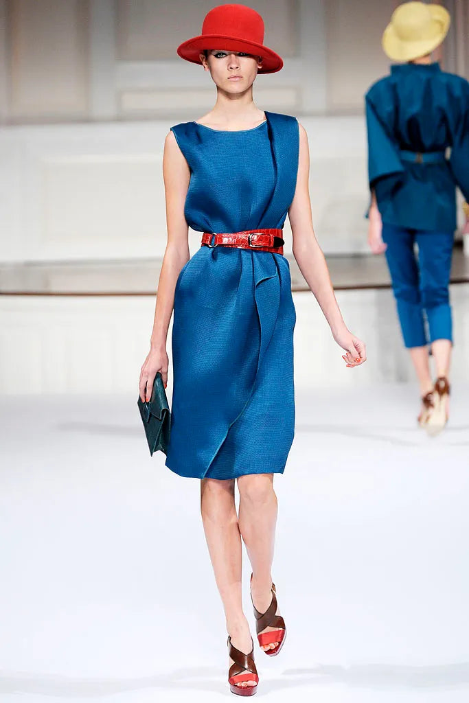 A picture of a model on the catwalk for the Oscar De  La Renta  Spring Summer 2010 Catwalk show.