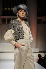 A picture of a model on the catwalk for the Oscar De  La Renta  Spring Summer 2010 Catwalk show.