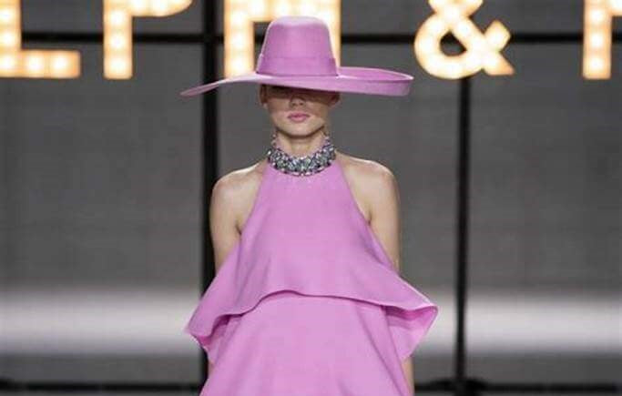 Load video: A video of Ralph and Russo 2019 fashion show.